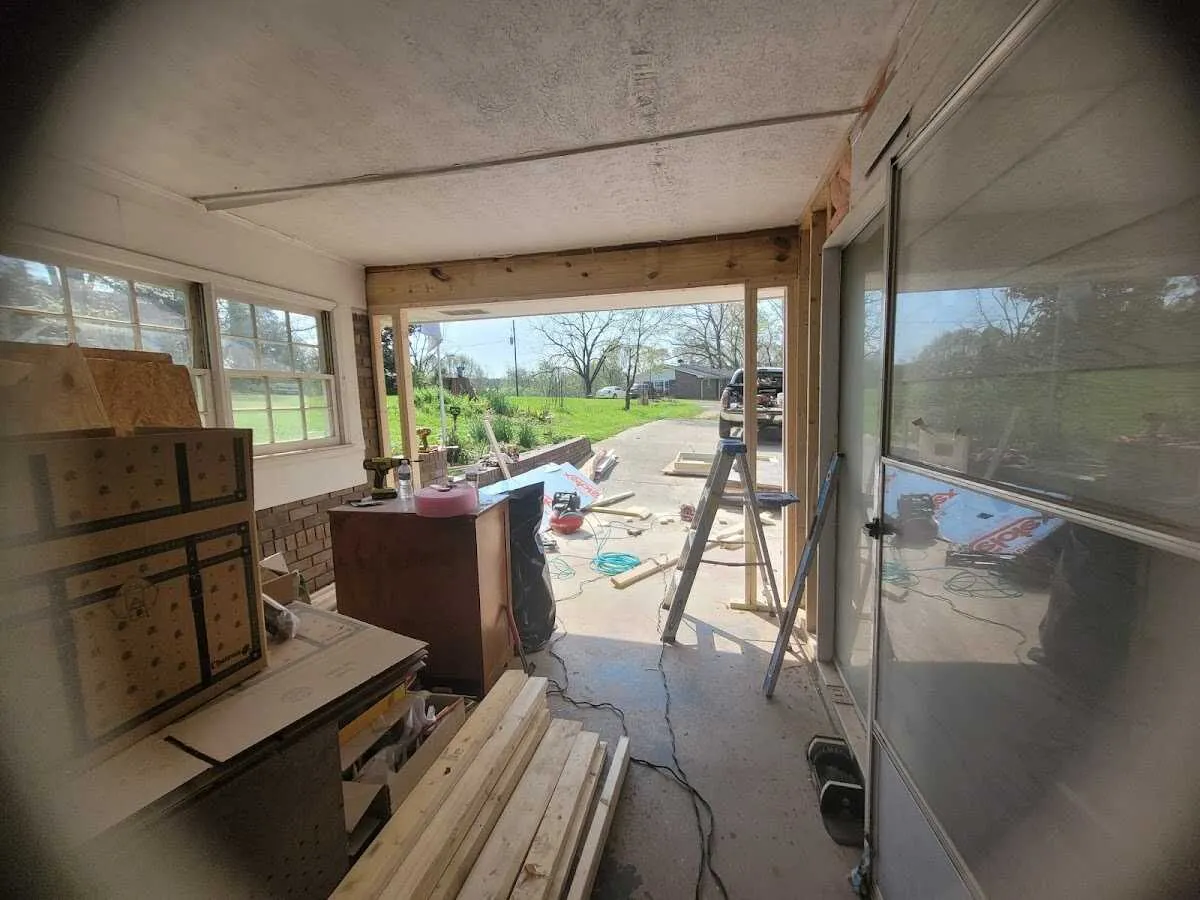 Air movers and dehumidifier for Water Mitigation Services in Cramerton